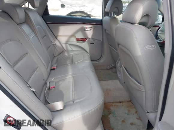 2007 Hyundai Azera SE с VIN KMHFC46F37A212413, выставлен на аукционе IAAI как лот 41458197 с пробегом 169 081 миль миль и . История ставок и продаж доступна на DreamBid. Изображение 8.