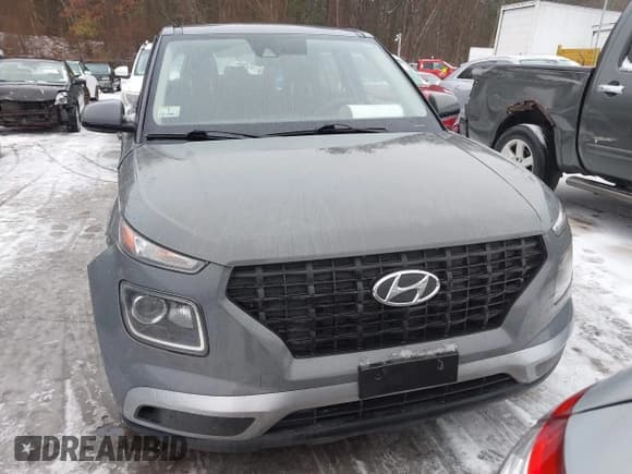 ✅ 2020 Hyundai Venue SE • VIN: KMHRB8A34LU040809 • Lot: 41509125. Listed on IAAI with 63,335 mi. Free auction sales archive from the USA and detailed vehicle history report at DreamBid. Image 12.
