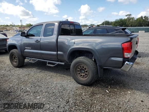 ✅ 2017 Toyota Tacoma SR5 • VIN: 5TFRZ5CN2HX043288 • Лот: 64279505. Опубликован ранее на Copart с пробегом 74 957 миль. Бесплатный доступ к архиву аукционных продаж из США и подробный отчёт об истории автомобиля на DreamBid. Изображение 2.