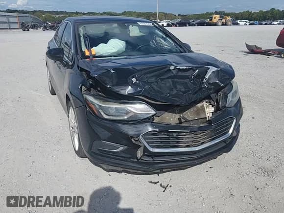 ✅ 2017 Chevrolet Cruze Premier • VIN: 1G1BF5SM2H7183076 • Lot: 82292355. Listed on Copart with 163,304 mi. Free auction sales archive from the USA and detailed vehicle history report at DreamBid. Image 13.