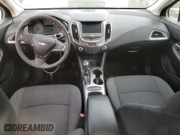 ✅ 2018 Chevrolet Cruze LT • VIN: 1G1BE5SM2J7121766 • Лот: 68550622. Опубликован ранее на Copart с пробегом 99 202 миль. Бесплатный доступ к архиву аукционных продаж из США и подробный отчёт об истории автомобиля на DreamBid. Изображение 8.