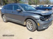 ✅ 2018 Volkswagen Tiguan SEL • VIN: 3VV3B7AX6JM001231 • Лот: 41781659. Опубликован ранее на IAAI с пробегом 137 930 миль. Бесплатный доступ к архиву аукционных продаж из США и подробный отчёт об истории автомобиля на DreamBid. Изображение 1.