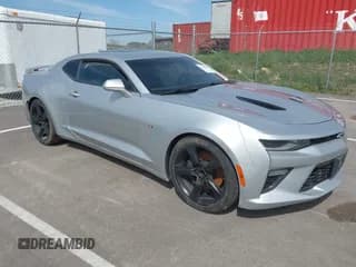 ✅ 2018 Chevrolet Camaro 1SS • VIN: 1G1FF1R79J0126530 • Лот: 42170227. Опубликован ранее на IAAI с пробегом 122 825 миль. Бесплатный доступ к архиву аукционных продаж из США и подробный отчёт об истории автомобиля на DreamBid. Изображение 1.