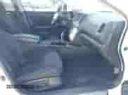 2012 Nissan Maxima S z VIN 1N4AA5APXCC849233, wystawiony jako IAAI lot #42915963 z przebiegiem 119 679 mil mil oraz . Historia ofert i sprzedaży dostępna na DreamBid. Obrazek 5.