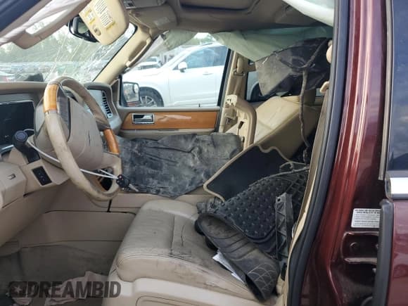 ✅ 2010 Lincoln Navigator • VIN: 5LMJJ3J50AEJ08113 • Lot: 81996625. Listed on Copart with Not provided. Free auction sales archive from the USA and detailed vehicle history report at DreamBid. Image 7.
