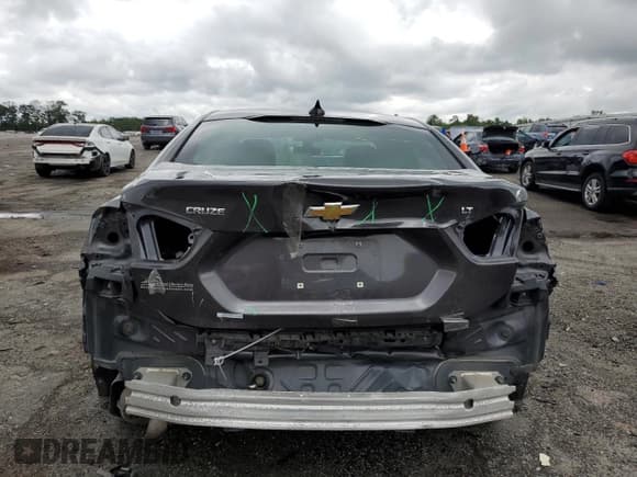 ✅ 2016 Chevrolet Cruze LT • VIN: 1G1BE5SM9G7251570 • Lot: 62758353. Listed on Copart with 97,951 mi. Free auction sales archive from the USA and detailed vehicle history report at DreamBid. Image 6.