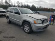 ✅ 2008 Jeep Grand Cherokee Laredo • VIN: 1J8GR48K98C205434 • Lot: 80027985. Wystawiony na Copart z przebiegiem 157 378 mil. Bezpłatny archiwum sprzedaży aukcyjnych z USA i szczegółowy raport historii pojazdu na DreamBid. Zdjęcie 4.