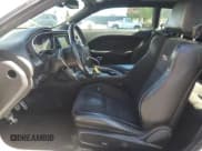 ✅ 2015 Dodge Challenger R/T Scat Pack • VIN: 2C3CDZFJ3FH710251 • Lot: 80908065. Wystawiony na Copart z przebiegiem 137 066 mil. Bezpłatny archiwum sprzedaży aukcyjnych z USA i szczegółowy raport historii pojazdu na DreamBid. Zdjęcie 7.