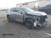 ✅ 2024 Lexus NX 250 Premium • VIN: 2T2GDCAZ0RC006171 • Лот: 43452510. Опубликован ранее на IAAI с пробегом 27 597 миль. Бесплатный доступ к архиву аукционных продаж из США и подробный отчёт об истории автомобиля на DreamBid. Изображение 1.