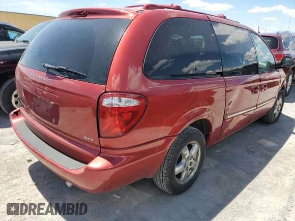 2004 Dodge Caravan SXT z VIN 2D4GP44L54R570404, wystawiony jako Copart lot #56646824 z przebiegiem 239 162 mil mil oraz Szkoda całkowita • Salvage title. Historia ofert i sprzedaży dostępna na DreamBid. Obrazek 3.