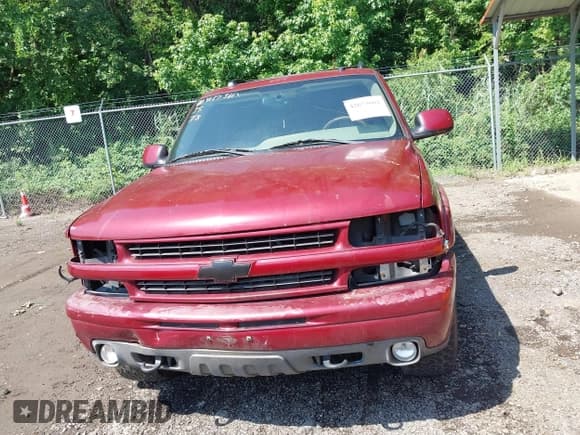 ✅ 2004 Chevrolet Suburban Z71 • VIN: 3GNFK16Z94G167899 • Лот: 42673662. Опубликован ранее на IAAI с пробегом 173 626 миль. Бесплатный доступ к архиву аукционных продаж из США и подробный отчёт об истории автомобиля на DreamBid. Изображение 12.