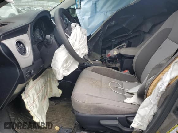 ✅ 2017 Toyota Corolla LE Eco • VIN: 2T1BPRHE5HC841953 • Лот: 54350635. Опубликован ранее на Copart с пробегом 56 632 миль. Бесплатный доступ к архиву аукционных продаж из США и подробный отчёт об истории автомобиля на DreamBid. Изображение 7.