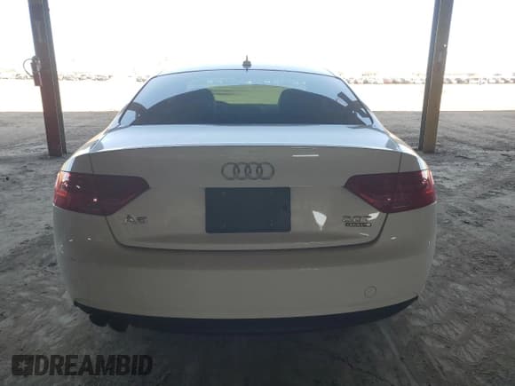 ✅ 2015 Audi A5 Premium • VIN: WAUCFAFR2FA044962 • Lot: 87286355. Listed on Copart with 121,631 mi. Free auction sales archive from the USA and detailed vehicle history report at DreamBid. Image 6.