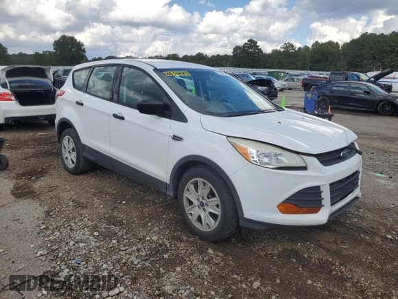 ✅ 2015 Ford Escape S • VIN: 1FMCU0F79FUC65938 • Lot: 85581145. Listed on Copart with 137,949 mi. Free auction sales archive from the USA and detailed vehicle history report at DreamBid. Image 4.
