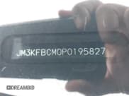 ✅ 2023 Mazda CX-5 S Carbon Edition • VIN: JM3KFBCM0P0195827 • Lot: 42905023. Wystawiony na IAAI z przebiegiem 31 766 mil. Bezpłatny archiwum sprzedaży aukcyjnych z USA i szczegółowy raport historii pojazdu na DreamBid. Zdjęcie 9.