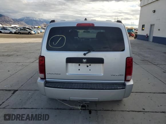 ✅ 2011 Dodge Nitro Heat • VIN: 1D4PU4GK2BW601396 • Лот: 93496365. Опубликован ранее на Copart с пробегом 200 186 миль. Бесплатный доступ к архиву аукционных продаж из США и подробный отчёт об истории автомобиля на DreamBid. Изображение 6.