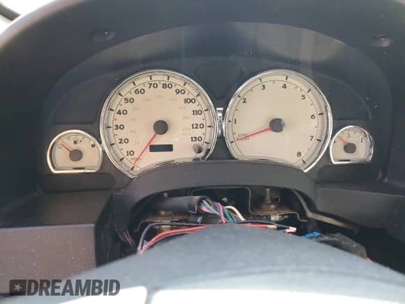 2006 Saturn VUE z VIN 5GZCZ33DX6S872720, wystawiony jako Copart lot #88279995 z przebiegiem Nie podano mil oraz Szkoda całkowita • Salvage title. Historia ofert i sprzedaży dostępna na DreamBid. Obrazek 9.