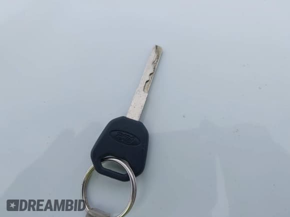 ✅ 2018 Ford Transit Passenger XL • VIN: 1FBZX2CM8JKA56842 • Lot: 43768652. Wystawiony na IAAI z przebiegiem 109 220 mil. Bezpłatny archiwum sprzedaży aukcyjnych z USA i szczegółowy raport historii pojazdu na DreamBid. Zdjęcie 11.