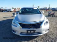 ✅ 2014 Nissan Altima 2.5 • VIN: 1N4AL3AP5EN261567 • Lot: 43390327. Wystawiony na IAAI z przebiegiem 139 285 mil. Bezpłatny archiwum sprzedaży aukcyjnych z USA i szczegółowy raport historii pojazdu na DreamBid. Zdjęcie 12.
