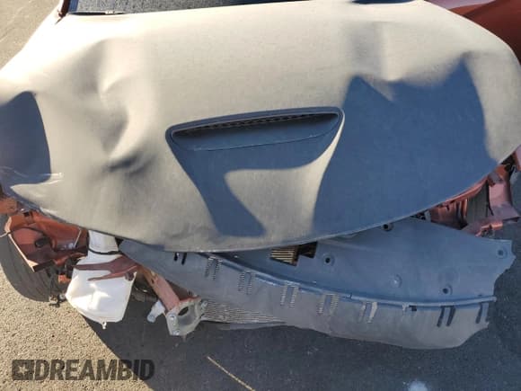 ✅ 2020 Dodge Charger R/T • VIN: 2C3CDXCTXLH255372 • Lot: 90879045. Wystawiony na Copart z przebiegiem 110 772 mil. Bezpłatny archiwum sprzedaży aukcyjnych z USA i szczegółowy raport historii pojazdu na DreamBid. Zdjęcie 11.