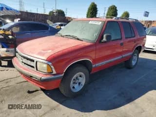 ✅ 1995 Chevrolet Blazer • VIN: 1GNCS13W1S2125231 • Lot: 87224415. Listed on Copart with 208,493 mi. Free auction sales archive from the USA and detailed vehicle history report at DreamBid. Image 1.