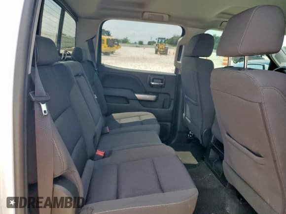 ✅ 2018 Chevrolet Silverado 2500HD LT • VIN: 1GC1CVEG9JF150203 • Lot: 70230545. Wystawiony na Copart z przebiegiem 110 978 mil. Bezpłatny archiwum sprzedaży aukcyjnych z USA i szczegółowy raport historii pojazdu na DreamBid. Zdjęcie 10.