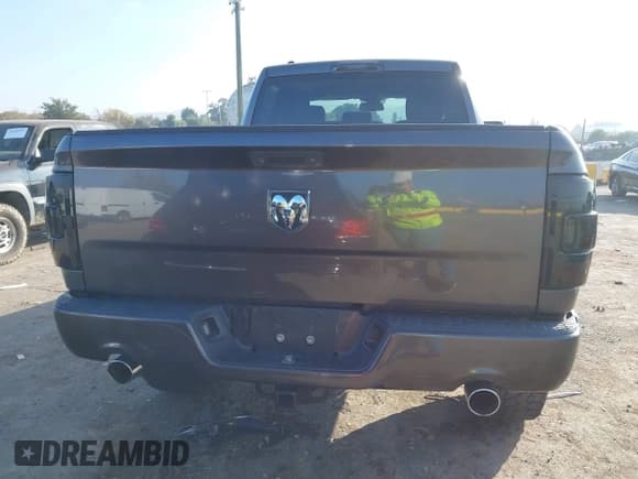 ✅ 2014 Ram 1500 Express • VIN: 1C6RR6FTXES319216 • Lot: 43762450. Listed on IAAI with 140,616 mi. Free auction sales archive from the USA and detailed vehicle history report at DreamBid. Image 17.