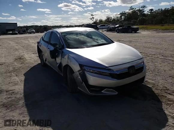 ✅ 2018 Honda Clarity Touring • VIN: JHMZC5F37JC021519 • Lot: 73116712. Listed on Copart with Not provided. Free auction sales archive from the USA and detailed vehicle history report at DreamBid. Image 11.