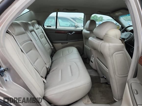 ✅ 2001 Cadillac DeVille • VIN: 1G6KD54Y11U212025 • Lot: 60246085. Wystawiony na Copart z przebiegiem 72 984 mil. Bezpłatny archiwum sprzedaży aukcyjnych z USA i szczegółowy raport historii pojazdu na DreamBid. Zdjęcie 10.