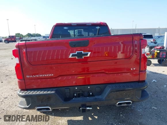 ✅ 2025 Chevrolet Silverado 1500 LT Trail Boss • VIN: 3GCUKFED5SG366335 • Lot: 43010115. Wystawiony na IAAI z przebiegiem Nie podano. Bezpłatny archiwum sprzedaży aukcyjnych z USA i szczegółowy raport historii pojazdu na DreamBid. Zdjęcie 16.