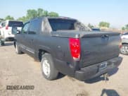 ✅ 2004 Chevrolet Avalanche Z66 • VIN: 3GNEC12T44G143228 • Lot: 42773621. Listed on IAAI with 235,336 mi. Free auction sales archive from the USA and detailed vehicle history report at DreamBid. Image 3.