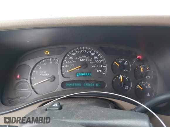 ✅ 2004 GMC Yukon XL SLT • VIN: 1GKEC16Z94J313593 • Lot: 41632013. Listed on IAAI with 225,624 mi. Free auction sales archive from the USA and detailed vehicle history report at DreamBid. Image 7.