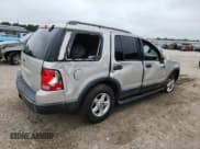 ✅ 2003 Ford Explorer XLT • VIN: 1FMZU63K43UA54986 • Lot: 64212025. Wystawiony na Copart z przebiegiem Nie podano. Bezpłatny archiwum sprzedaży aukcyjnych z USA i szczegółowy raport historii pojazdu na DreamBid. Zdjęcie 3.