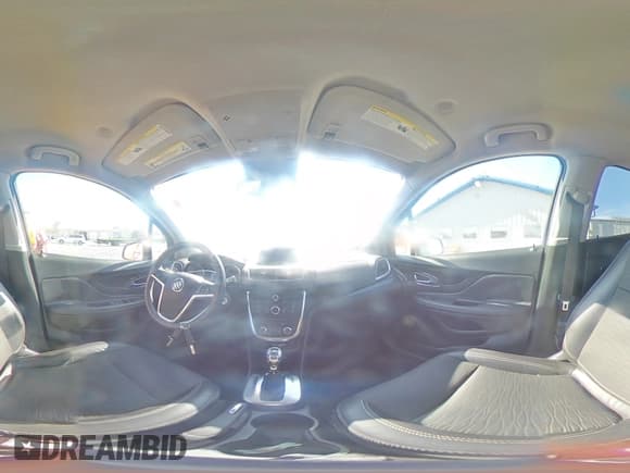 ✅ 2015 Buick Encore Convenience • VIN: KL4CJFSB3FB047865 • Lot: 90246405. Wystawiony na Copart z przebiegiem 126 995 mil. Bezpłatny archiwum sprzedaży aukcyjnych z USA i szczegółowy raport historii pojazdu na DreamBid. Zdjęcie 15.