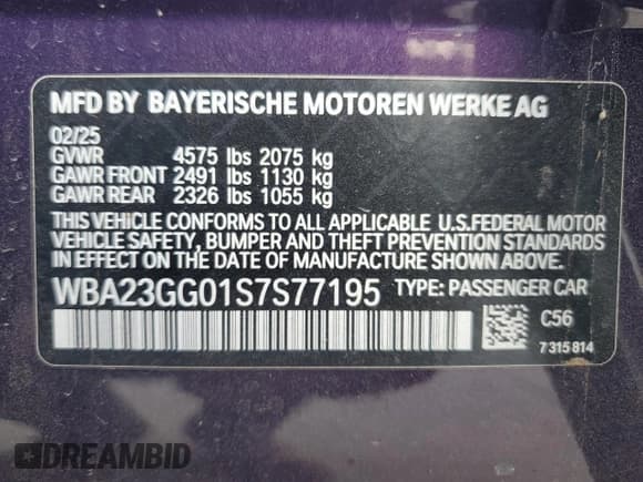 ✅ 2025 BMW 2 Series 228i xDrive • VIN: WBA23GG01S7S77195 • Lot: 81182195. Wystawiony na Copart z przebiegiem 7 180 mil. Bezpłatny archiwum sprzedaży aukcyjnych z USA i szczegółowy raport historii pojazdu na DreamBid. Zdjęcie 13.
