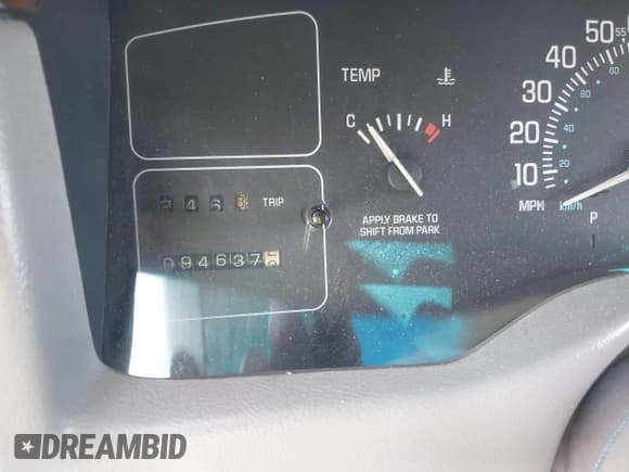 ✅ 1995 Buick Roadmaster Collectors Edition • VIN: 1G4BN52P1SR430194 • Lot: 42794867. Wystawiony na IAAI z przebiegiem 94 637 mil. Bezpłatny archiwum sprzedaży aukcyjnych z USA i szczegółowy raport historii pojazdu na DreamBid. Zdjęcie 7.