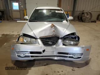 ✅ 2005 Hyundai Elantra GLS • VIN: KMHDN46D25U119216 • Lot: 44920535. Wystawiony na Copart z przebiegiem 39 973 mil. Bezpłatny archiwum sprzedaży aukcyjnych z USA i szczegółowy raport historii pojazdu na DreamBid. Zdjęcie 5.