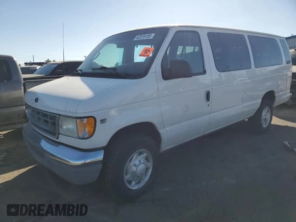 ✅ 2002 Ford Econoline Passenger XL • VIN: 1FBSS31L52HA44517 • Лот: 42819185. Опубликован ранее на Copart с пробегом 148 064 миль. Бесплатный доступ к архиву аукционных продаж из США и подробный отчёт об истории автомобиля на DreamBid. Изображение 1.