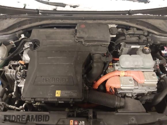 ✅ 2020 Hyundai Ioniq Preferred • VIN: KMHC85LC1LU203268 • Lot: 41249301. Wystawiony na IAAI z przebiegiem 14 005 mil. Bezpłatny archiwum sprzedaży aukcyjnych z USA i szczegółowy raport historii pojazdu na DreamBid. Zdjęcie 10.