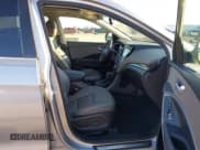 ✅ 2015 Hyundai Santa Fe GLS • VIN: KM8SR4HF2FU116358 • Lot: 41416427. Wystawiony na IAAI z przebiegiem 92 330 mil. Bezpłatny archiwum sprzedaży aukcyjnych z USA i szczegółowy raport historii pojazdu na DreamBid. Zdjęcie 5.