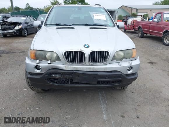 ✅ 2003 BMW X5 4.4i • VIN: 5UXFB335X3LH42598 • Лот: 43016952. Опубликован ранее на IAAI с пробегом 101 289 миль. Бесплатный доступ к архиву аукционных продаж из США и подробный отчёт об истории автомобиля на DreamBid. Изображение 6.