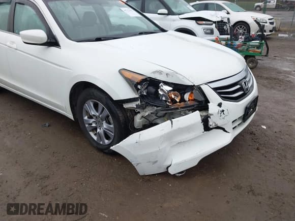 ✅ 2012 Honda Accord SE • VIN: 1HGCP2F67CA189049 • Лот: 43712412. Опубликован ранее на IAAI с пробегом 179 472 миль. Бесплатный доступ к архиву аукционных продаж из США и подробный отчёт об истории автомобиля на DreamBid. Изображение 6.