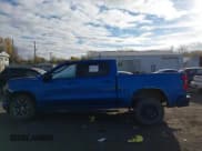 ✅ 2022 Chevrolet Silverado 1500 RST • VIN: 1GCUDEED5NZ550828 • Lot: 43555637. Listed on IAAI with 38,677 mi. Free auction sales archive from the USA and detailed vehicle history report at DreamBid. Image 14.