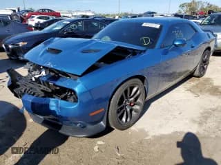 ✅ 2021 Dodge Challenger R/T Scat Pack • VIN: 2C3CDZFJ0MH673785 • Lot: 39133573. Wystawiony na Copart z przebiegiem 7 678 mil. Bezpłatny archiwum sprzedaży aukcyjnych z USA i szczegółowy raport historii pojazdu na DreamBid. Zdjęcie 1.