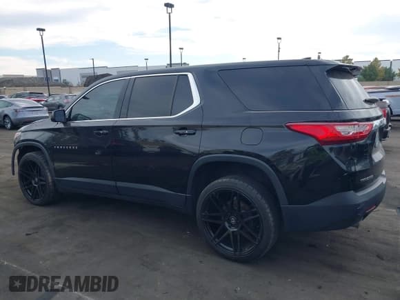 ✅ 2020 Chevrolet Traverse LS • VIN: 1GNERFKW9LJ228083 • Lot: 43657100. Listed on IAAI with 62,767 mi. Free auction sales archive from the USA and detailed vehicle history report at DreamBid. Image 15.