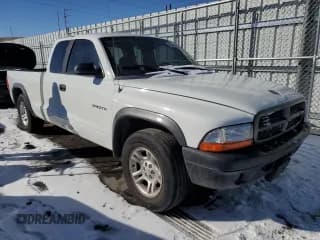 ✅ 2002 Dodge Dakota • VIN: 1B7GL12X62S584725 • Lot: 42743525. Wystawiony na Copart z przebiegiem 116 442 mil. Bezpłatny archiwum sprzedaży aukcyjnych z USA i szczegółowy raport historii pojazdu na DreamBid. Zdjęcie 4.