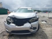 ✅ 2015 Nissan Rogue SV • VIN: KNMAT2MT1FP507629 • Lot: 43062914. Wystawiony na IAAI z przebiegiem 203 467 mil. Bezpłatny archiwum sprzedaży aukcyjnych z USA i szczegółowy raport historii pojazdu na DreamBid. Zdjęcie 12.