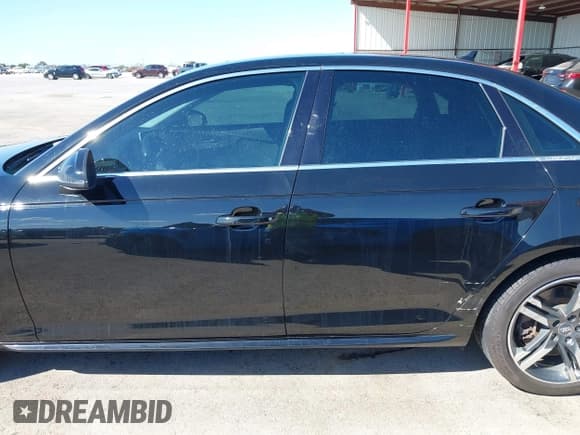 ✅ 2017 Audi A4 Premium Plus • VIN: WAULNAF42HN008448 • Лот: 43423099. Опубликован ранее на IAAI с пробегом 92 244 миль. Бесплатный доступ к архиву аукционных продаж из США и подробный отчёт об истории автомобиля на DreamBid. Изображение 14.