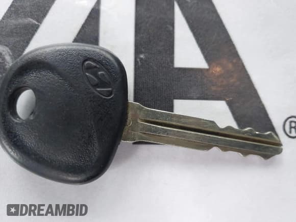 ✅ 2013 Hyundai Elantra GLS • VIN: KMHDH4AE7DU721485 • Lot: 43752080. Listed on IAAI with 119,234 mi. Free auction sales archive from the USA and detailed vehicle history report at DreamBid. Image 11.