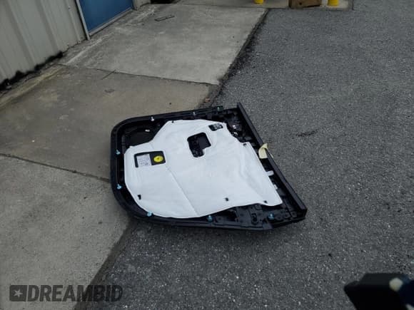 ✅ 2024 GMC Acadia AWD Elevation • VIN: 1GKENNKS5RJ189954 • Lot: 43738505. Wystawiony na Copart z przebiegiem 13 027 mil. Bezpłatny archiwum sprzedaży aukcyjnych z USA i szczegółowy raport historii pojazdu na DreamBid. Zdjęcie 13.